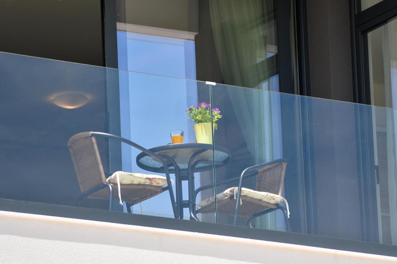 Apartmani Porat 伊加洛 外观 照片